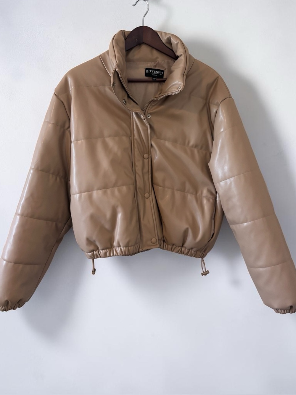 Kittenish Beige Leather-Look Cropped Puffer Jacket Women’s Medium